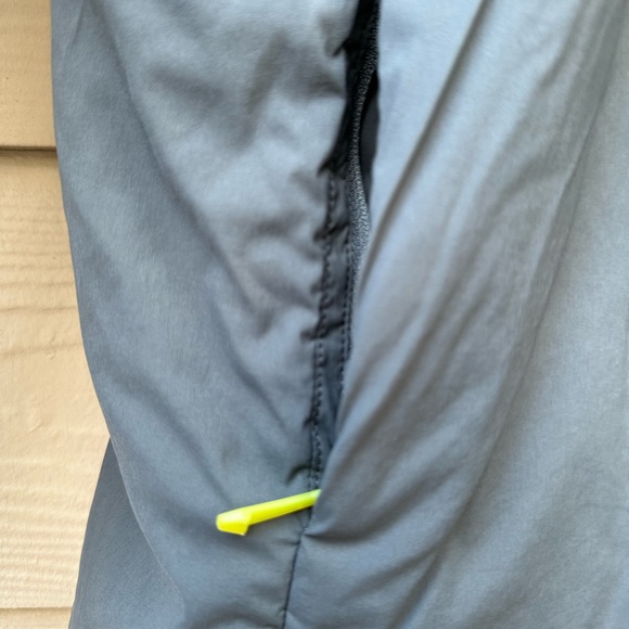 Arc'teryx Proton LT Hoody - Picture 10 of 16
